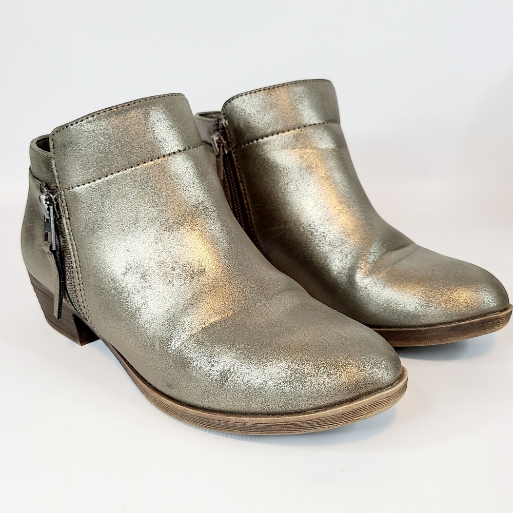 Maurices Metallic Gold Ankle Boots Zip Size 5.5